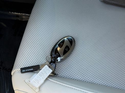 Used 2025 Hyundai Santa Fe SEL image 22