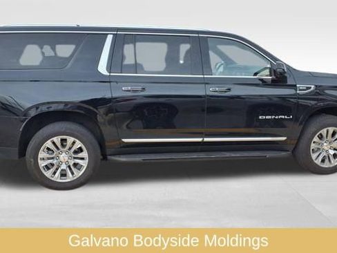 Used 2024 GMC Yukon XL Denali image 15