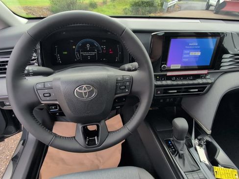 Certified 2026 Toyota Camry LE w/ Convenience Package FWD image 27