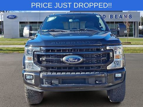 Certified 2022 Ford F250 Lariat w/ Tremor Off-Road Package image 3