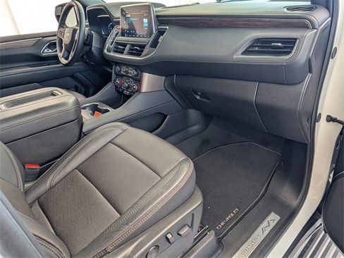 Used 2024 Chevrolet Tahoe High Country image 17
