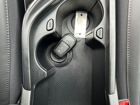 Used 2024 Kia Niro EX Touring image 37