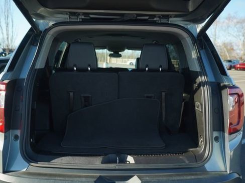 Used 2023 GMC Acadia SLT image 20