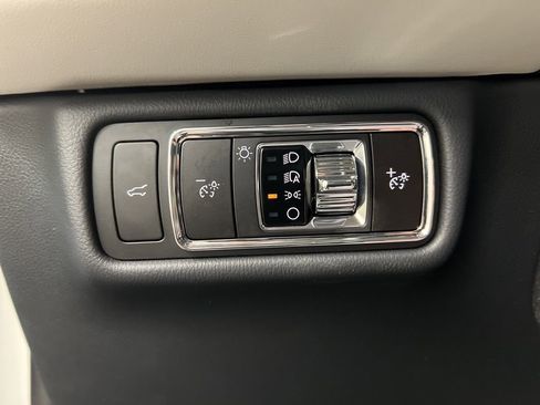 New 2026 Lincoln Aviator AWD image 23