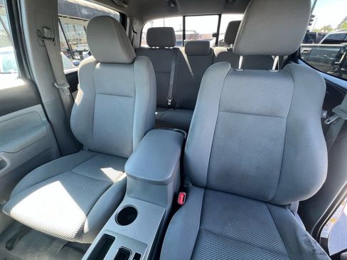 Used 2010 Toyota Tacoma 4x4 Double Cab image 18