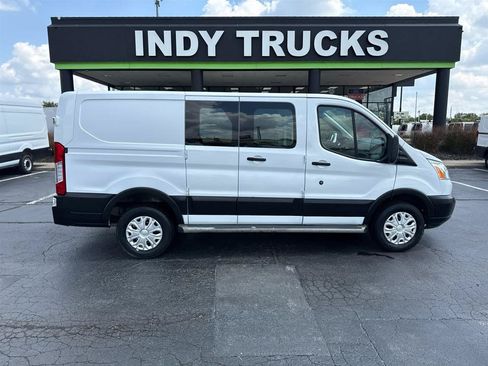 Used 2019 Ford Transit 250 130 Low Roof w/ Exterior Upgrade Package RWD image 1