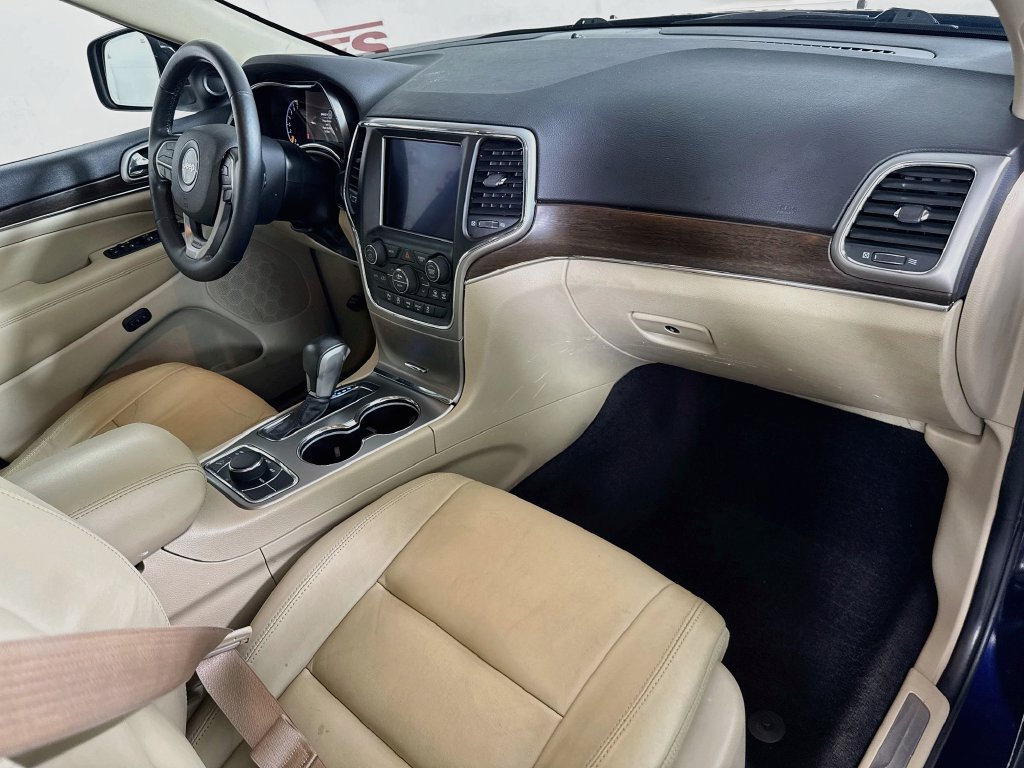 Used 2018 Jeep Grand Cherokee Limited AWD/4WD image 35