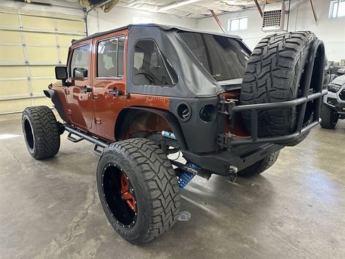 Used 2014 Jeep Wrangler Unlimited Sport w/ Quick Order Package 24S AWD/4WD image 5