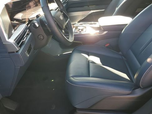 New 2025 Cadillac Escalade IQ Sport 2 image 31