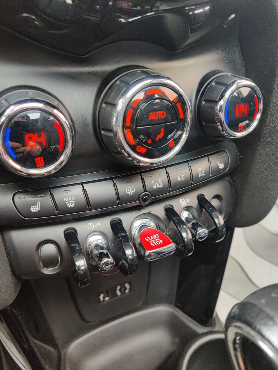 Used 2016 MINI Cooper S FWD image 32