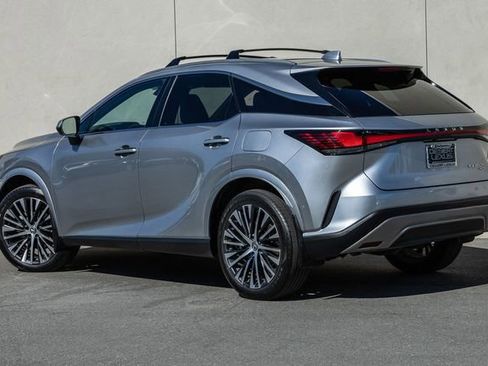 Used 2024 Lexus RX 350 w/ Convenience Package image 3