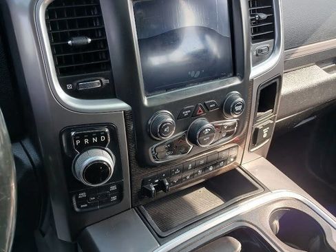 Used 2014 GMC Sierra 1500 SLT w/ SLT Crew Cab Value Package image 2