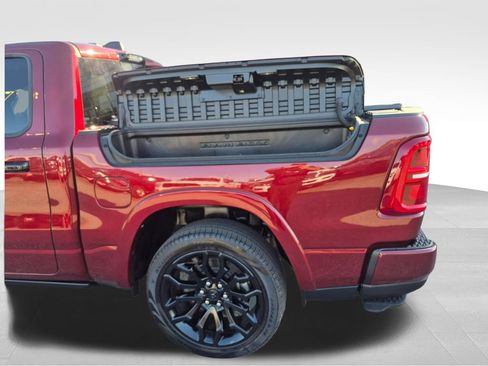 Used 2025 RAM 1500 Limited AWD/4WD image 5