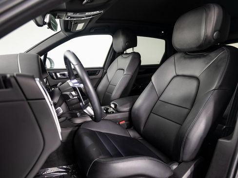 Certified 2023 Porsche Cayenne image 21