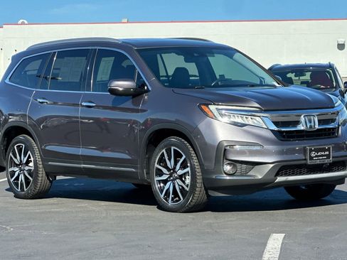 Used 2019 Honda Pilot Touring image 5