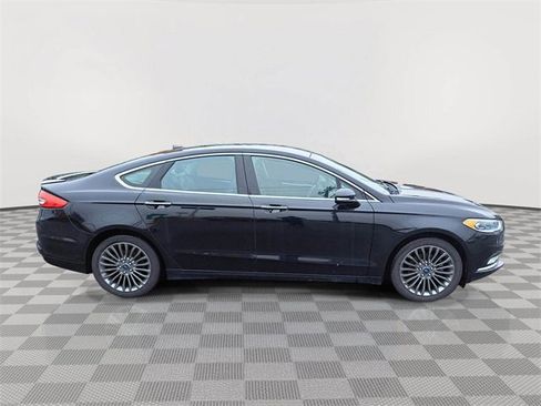 Used 2017 Ford Fusion Titanium image 6