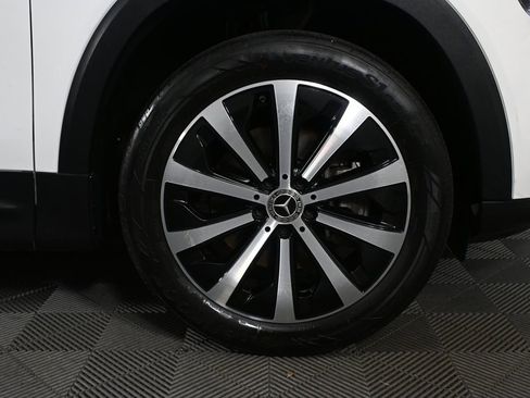 Used 2022 Mercedes-Benz GLB 250 image 33
