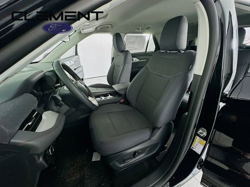 New 2026 Ford Explorer Active AWD/4WD image 26