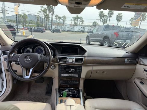 Used 2014 Mercedes-Benz E 350 E 350 Sedan 4D w/ Premium 1 Package image 18