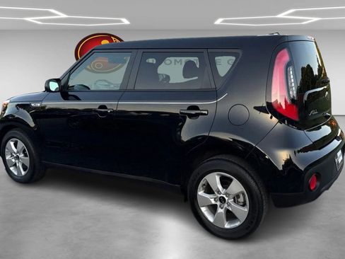 Used 2019 Kia Soul FWD image 3