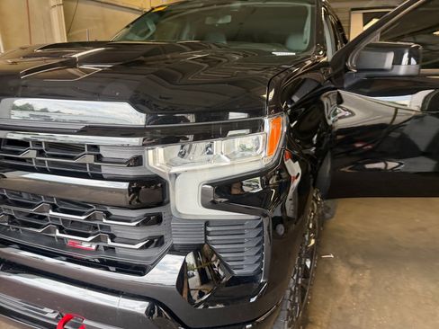 Used 2022 Chevrolet Silverado 1500 LT Trail Boss w/ Protection Package AWD/4WD image 30