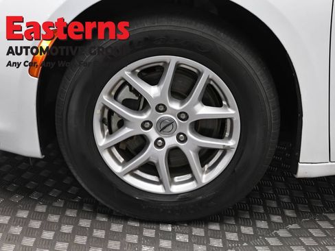 Used 2023 Chrysler Voyager LX FWD image 31