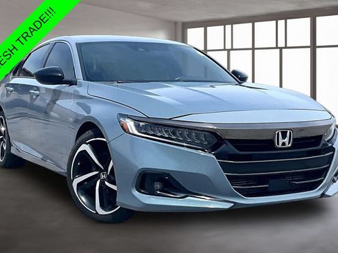 Used 2022 Honda Accord Sport image 3