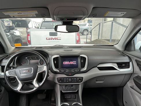 Used 2019 GMC Terrain SLT w/ Preferred Package FWD image 8