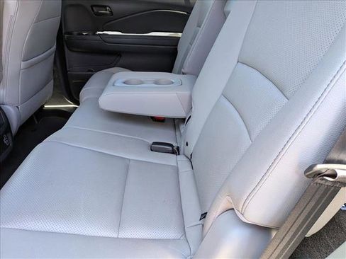 Certified 2023 Honda Passport EX-L image 18