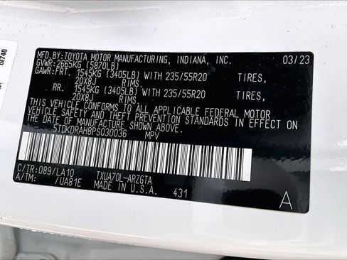 Used 2023 Toyota Highlander Platinum FWD image 36