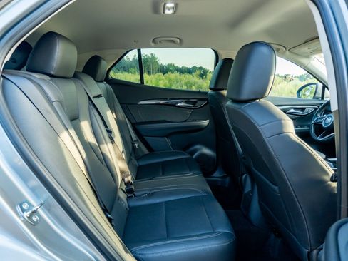 Used 2024 Buick Envision Preferred AWD/4WD image 18