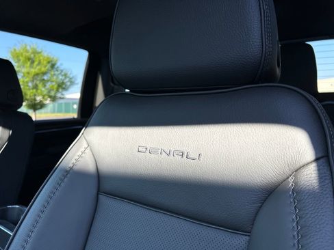 New 2026 GMC Sierra 3500 Denali w/ Denali Reserve Package image 17