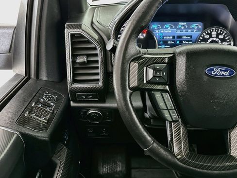 Used 2018 Ford F150 Lariat w/ Equipment Group 502A Luxury AWD/4WD image 10