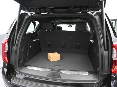 New 2026 GMC Yukon XL Denali w/ Denali Reserve Package AWD/4WD image 13