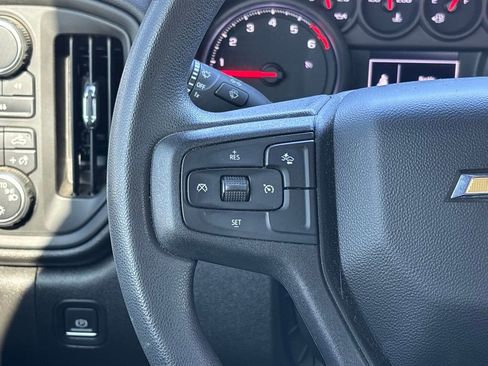 Used 2024 Chevrolet Silverado 2500 Custom w/ Custom Value Package image 17