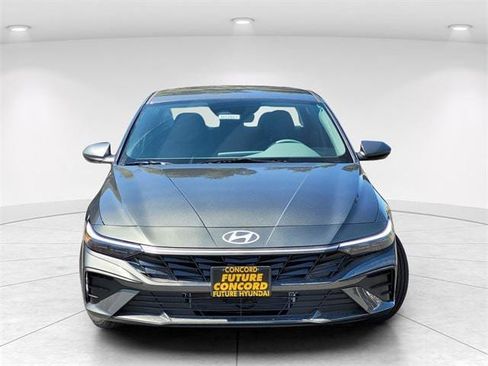 New 2025 Hyundai Elantra Blue image 2