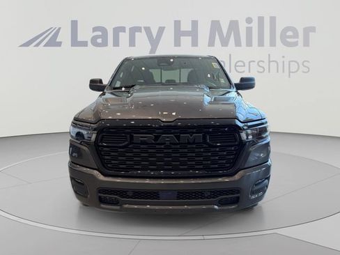 New 2026 RAM 1500 Express AWD/4WD image 8