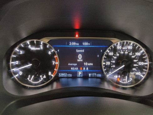 Used 2024 Nissan Altima 2.5 SV FWD image 23