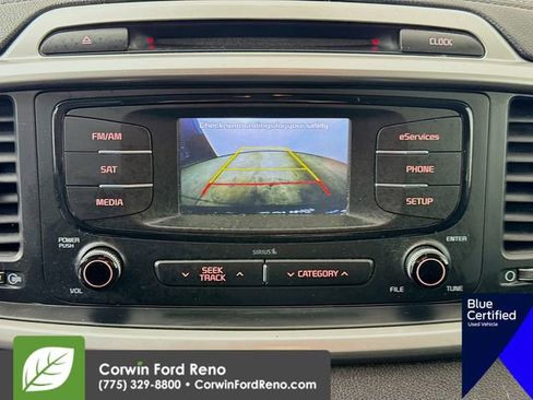 Used 2016 Kia Sorento LX image 16