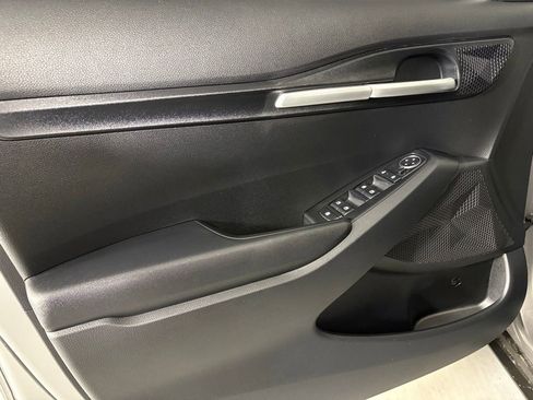 New 2026 Kia Seltos LX FWD image 13