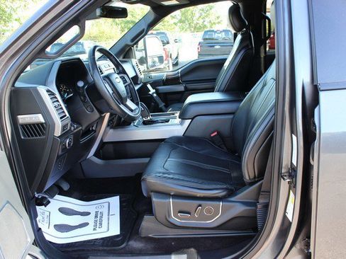 Used 2016 Ford F150 Platinum w/ Equipment Group 701A Luxury image 7
