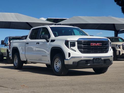 Certified 2025 GMC Sierra 1500 Pro w/ Pro Value Package AWD/4WD image 3