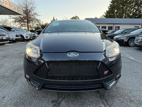 Used 2014 Ford Focus ST w/ Equipment Group 202A image 2