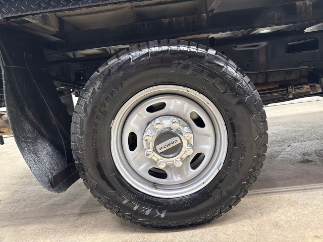 Used 2022 Ford F250 XL w/ Power Equipment Group AWD/4WD image 35