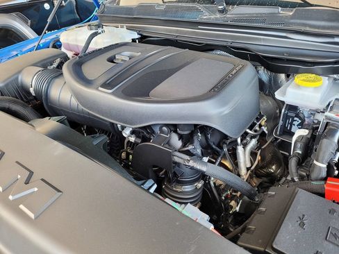 Used 2025 RAM 1500 Tradesman AWD/4WD image 12