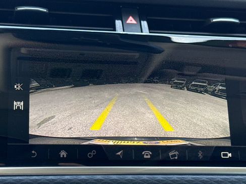Used 2020 Land Rover Range Rover Evoque S AWD/4WD image 20