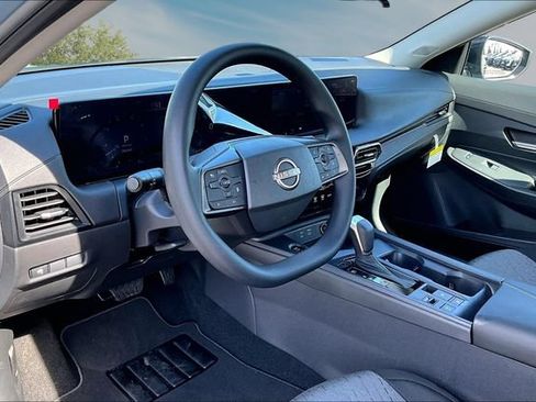 New 2027 Nissan Sentra SV w/ Floor Mat Package FWD image 7