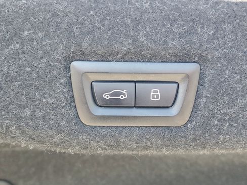 Used 2026 BMW 530i xDrive AWD/4WD image 7