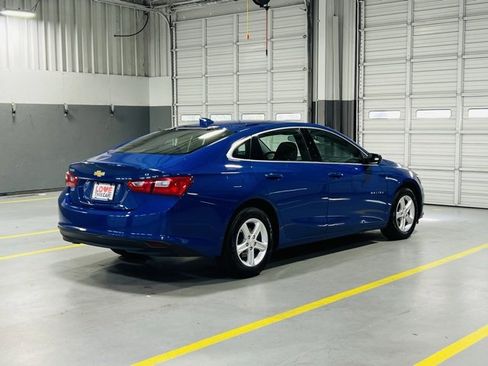 Used 2023 Chevrolet Malibu LT image 17