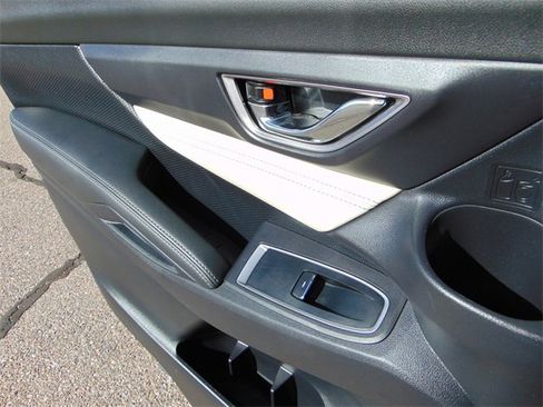 Used 2020 Subaru Ascent Limited w/ Popular Package #3 image 12